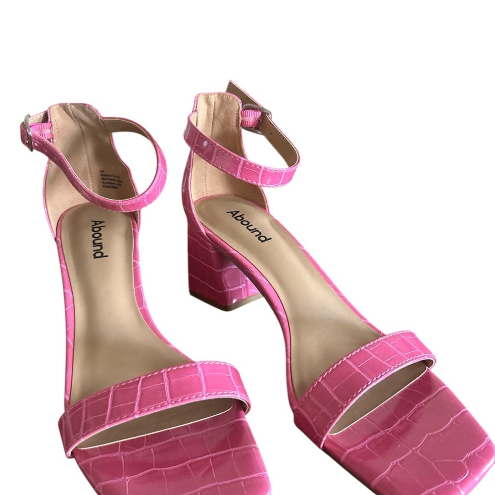 Abound Pink Croc-Patterned Heels New (Appears only to be tried on)